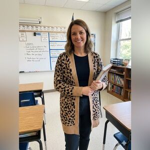 Yet Again Cheetah Print Cardigan Sz XS
